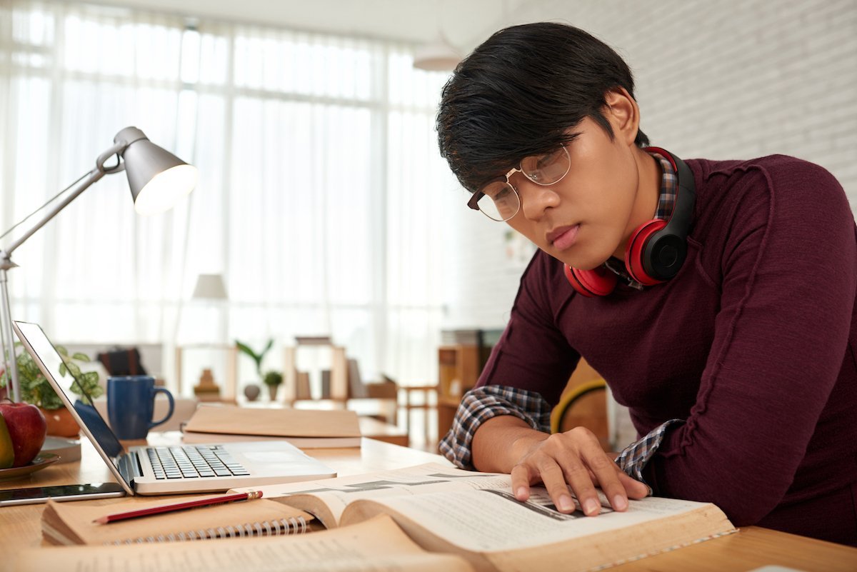 mengasah rasa ingin tahu